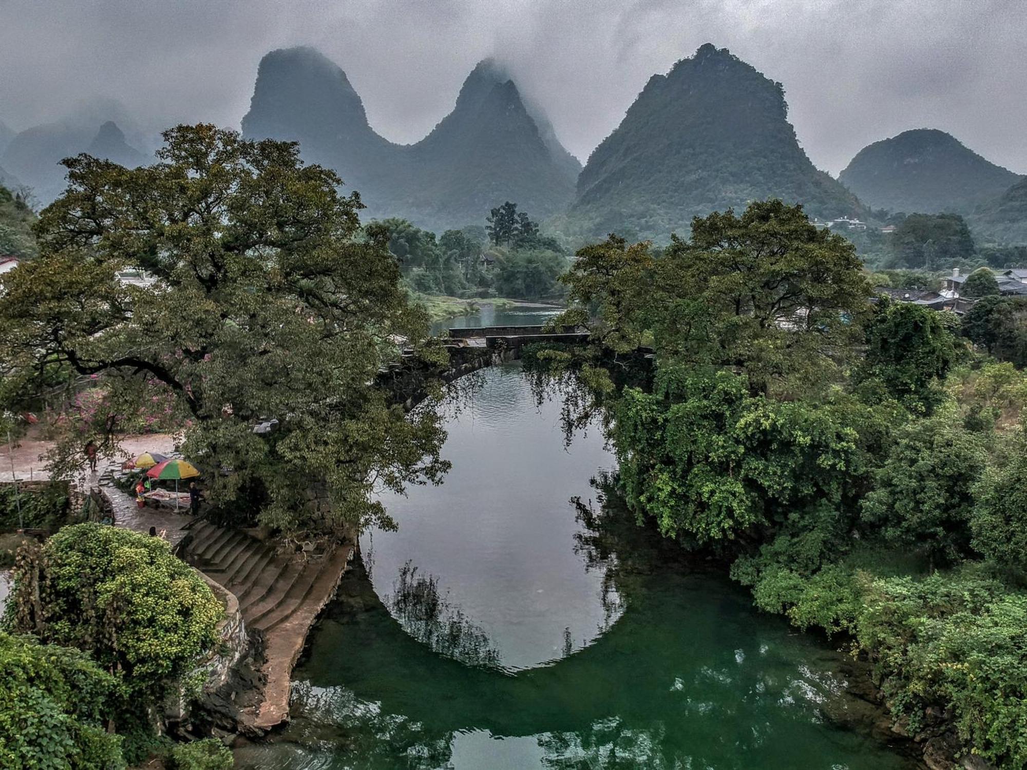 Yangshuo Mountain Retreat Hotel Eksteriør billede